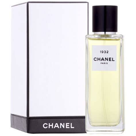 Les Exclusifs de Chanel 1932 Chanel for women.